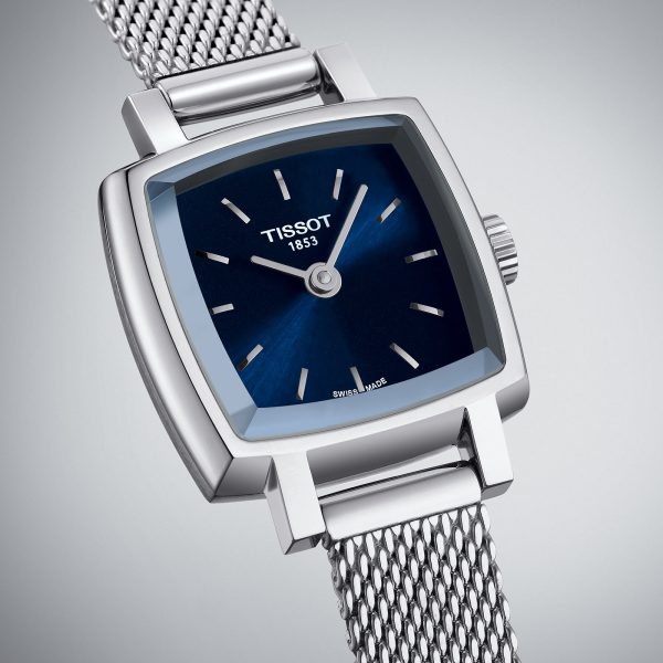 Tissot watch T058.109.11.041.00face