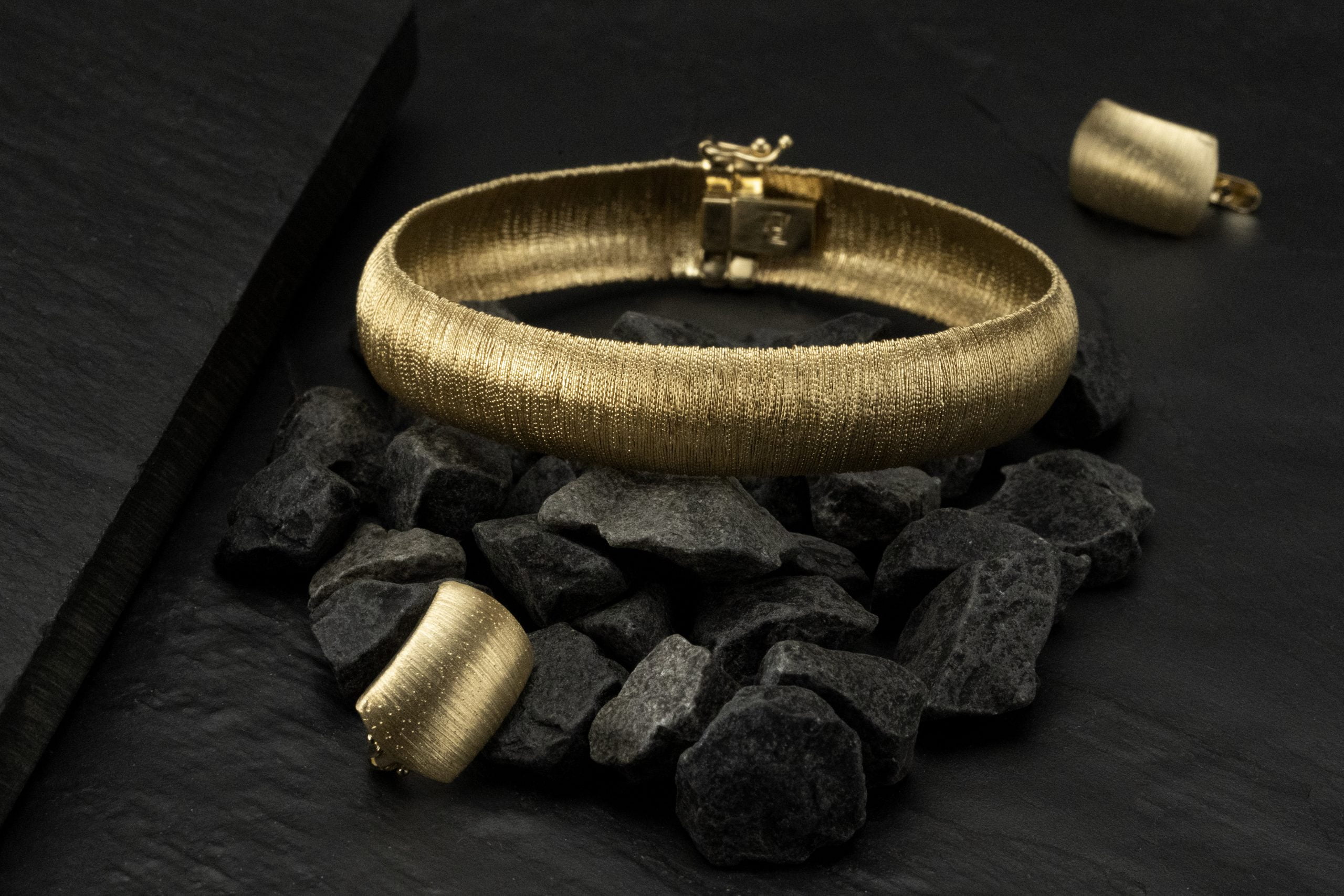 Tsinekidis Jewellery