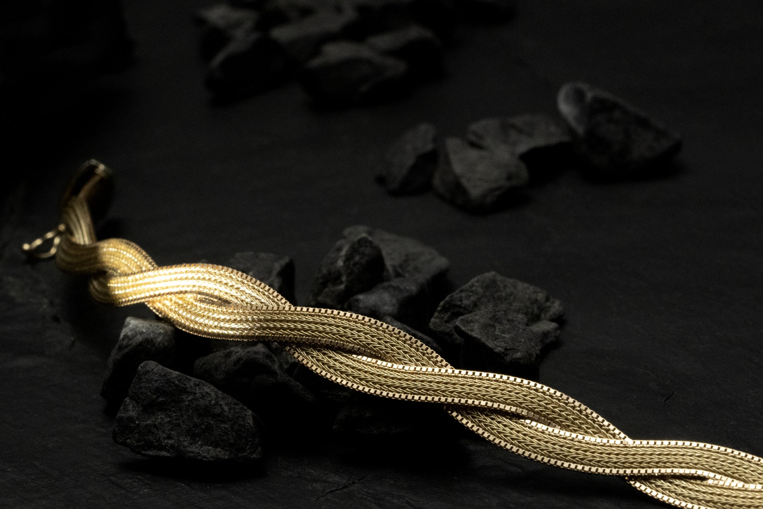 Tsinekidis Jewellery