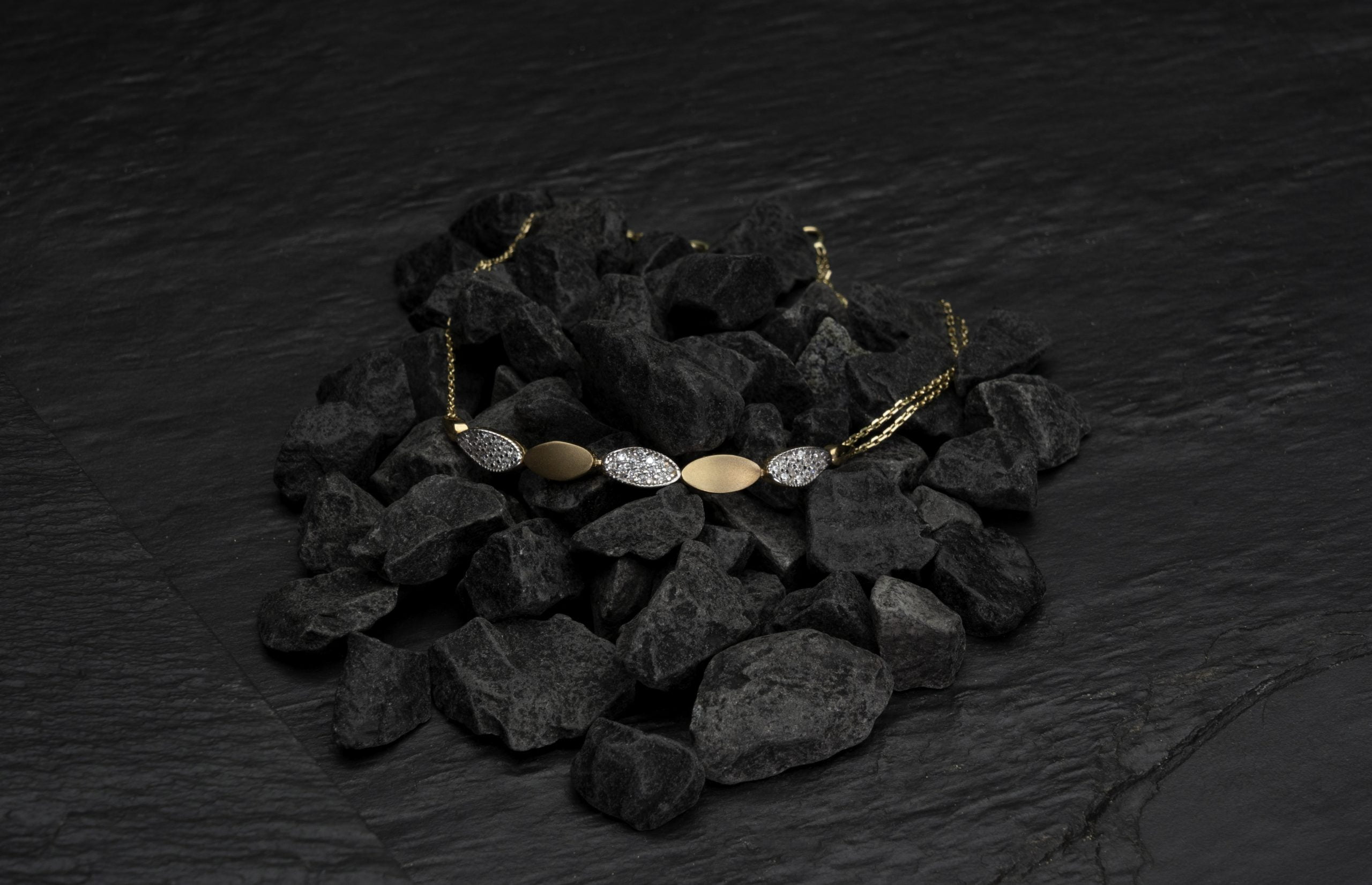 Tsinekidis Jewellery